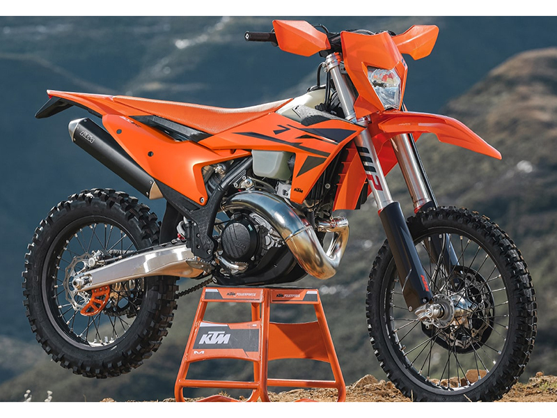 2025 KTM 250 XC-W in Topeka, Kansas - Photo 9