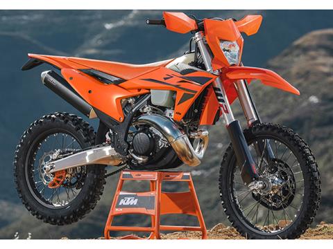 2025 KTM 250 XC-W in Topeka, Kansas - Photo 9