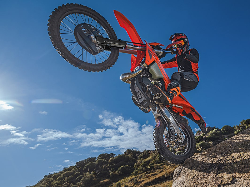 2025 KTM 250 XC-W in Topeka, Kansas - Photo 10