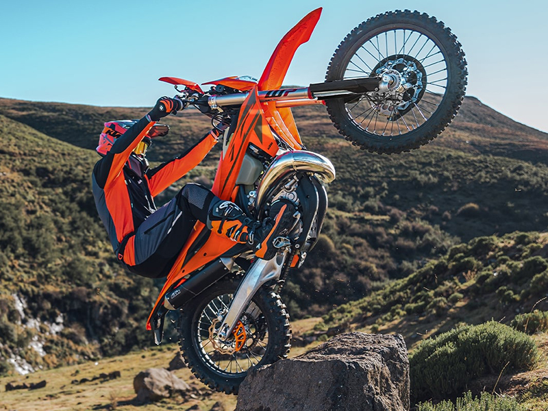 2025 KTM 300 XC-W in The Dalles, Oregon - Photo 9