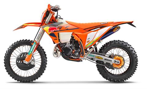 2025 KTM 300 XC-W Factory Edition in Marietta, Ohio - Photo 2