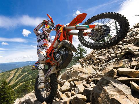 2025 KTM 300 XC-W Factory Edition in Marietta, Ohio - Photo 12