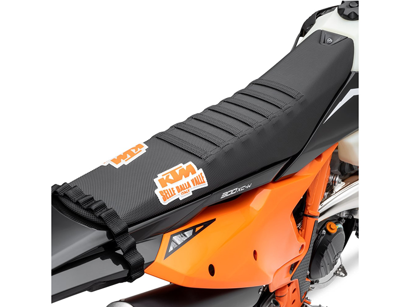 2025 KTM 300 XC-W Hardenduro in The Dalles, Oregon - Photo 10