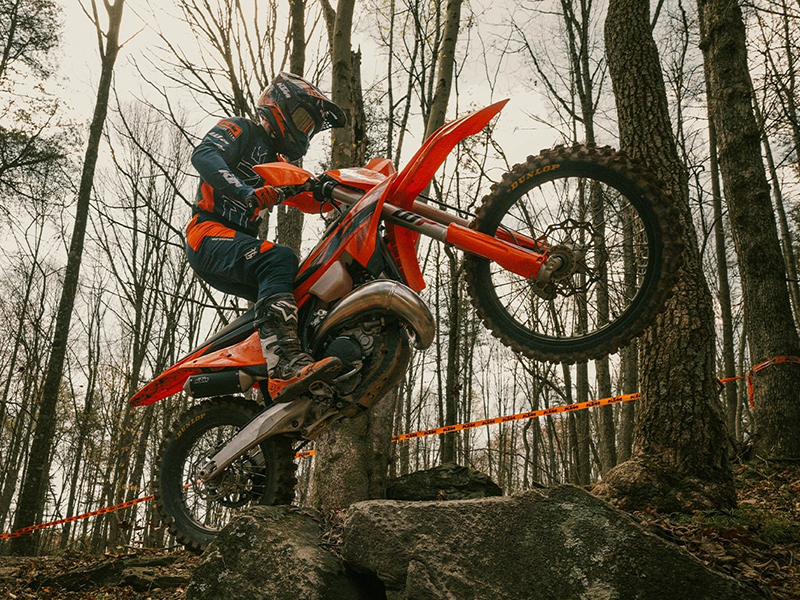 2025 KTM 300 XC in Topeka, Kansas - Photo 5