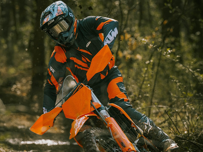 2025 KTM 450 XC-F in Topeka, Kansas