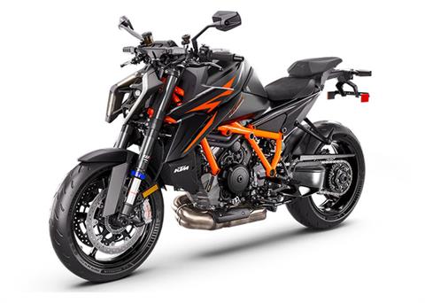 2025 KTM 1390 Super Duke R EVO in Marietta, Ohio - Photo 4