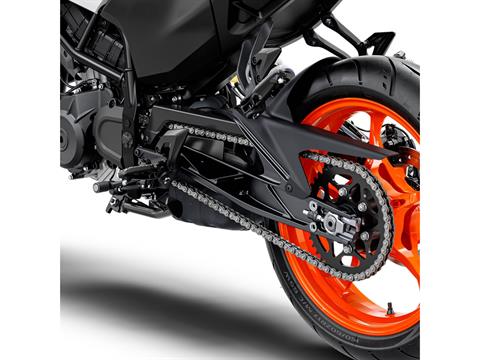 2025 KTM 250 Duke in The Dalles, Oregon - Photo 12