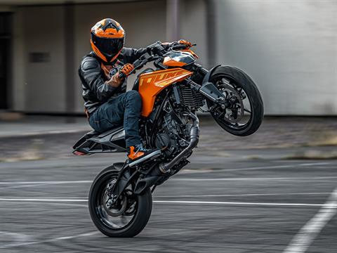 2025 KTM 250 Duke in The Dalles, Oregon - Photo 16