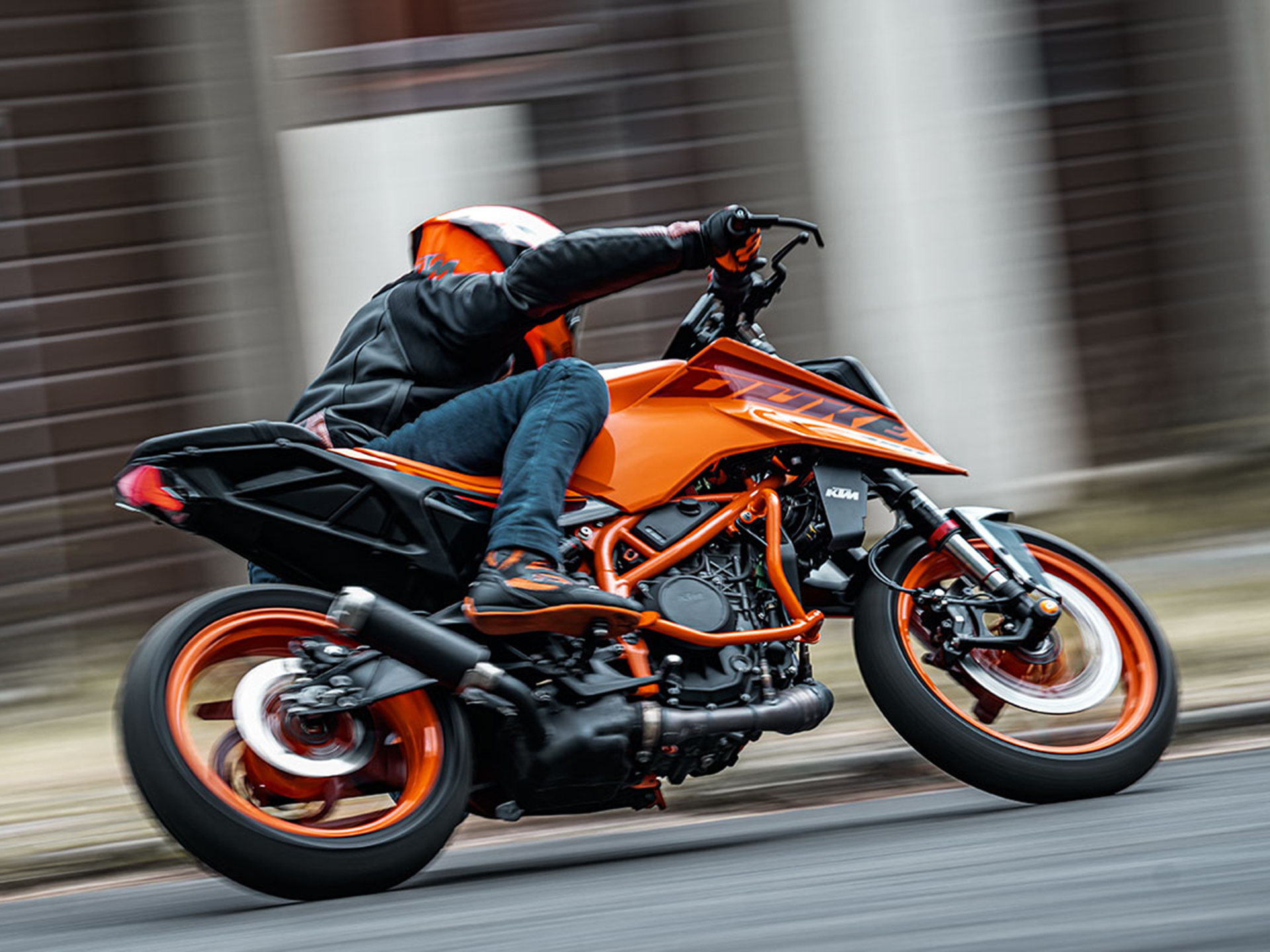 2025 KTM 390 Duke in The Dalles, Oregon - Photo 19
