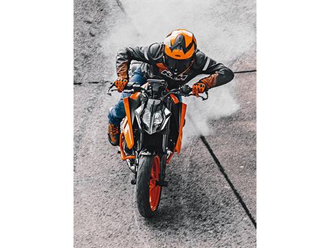 2025 KTM 390 Duke in The Dalles, Oregon - Photo 20