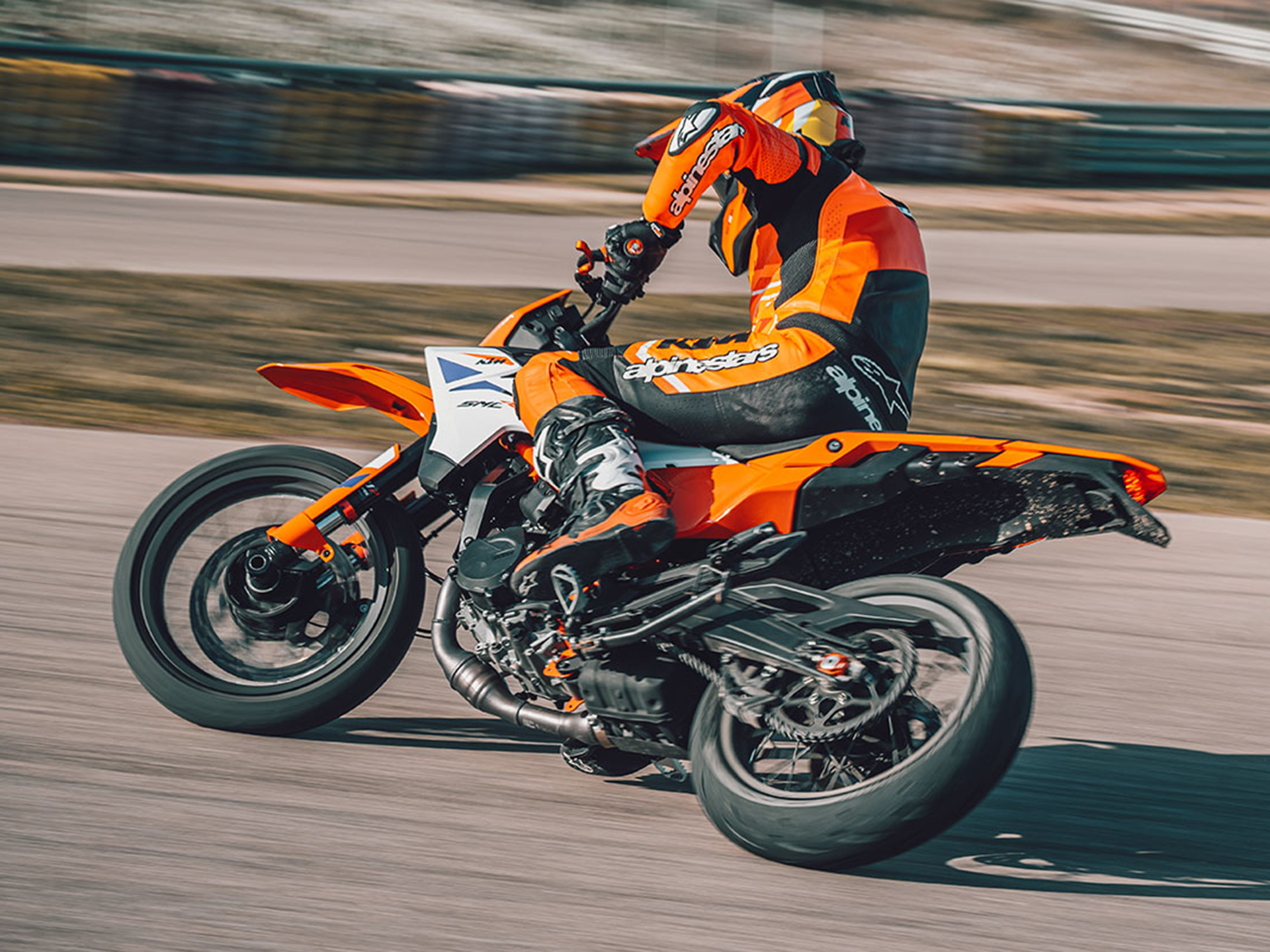 2025 KTM 390 SMC R in The Dalles, Oregon - Photo 14