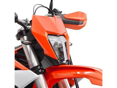 2026 KTM 690 Enduro R in Topeka, Kansas - Photo 6