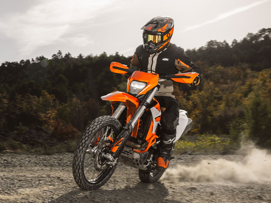 2026 KTM 690 Enduro R in Topeka, Kansas - Photo 11
