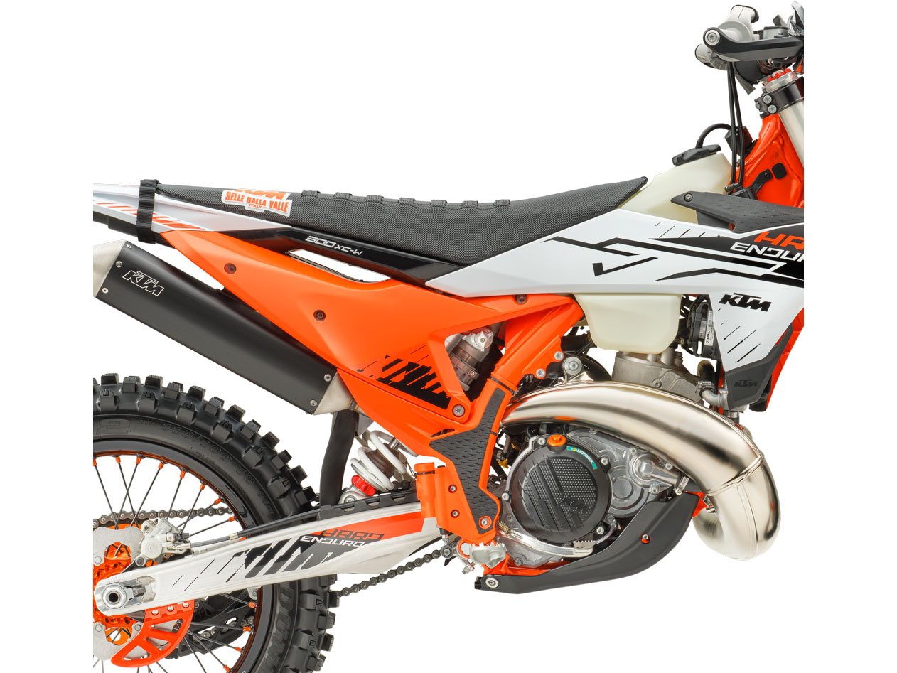 2026 KTM 300 XC-W Hardenduro in Topeka, Kansas - Photo 11