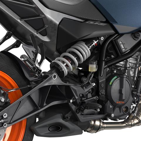 2026 KTM 125 Duke in The Dalles, Oregon - Photo 12