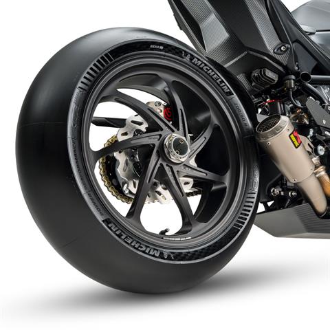 2026 KTM 1390 Super Duke RR Track in Roseville, California - Photo 11