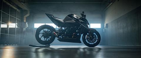 2026 KTM 1390 Super Duke RR Track in Roseville, California - Photo 14