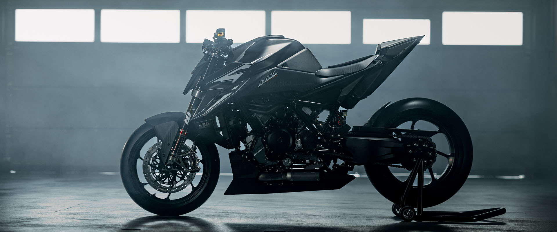 2026 KTM 1390 Super Duke RR Track in Roseville, California - Photo 15
