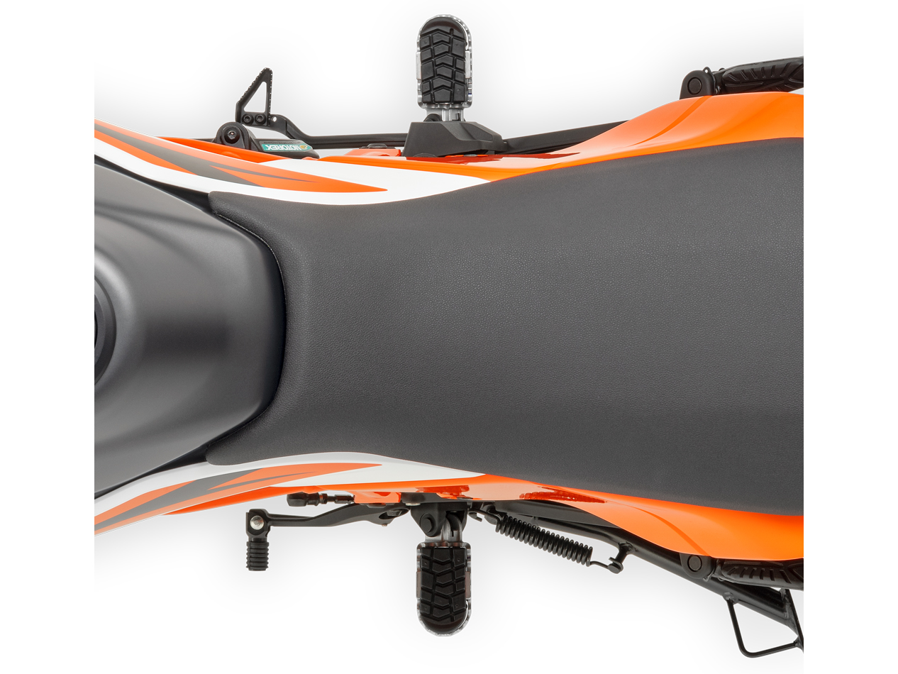 2026 KTM 390 SMC R in North Mankato, Minnesota - Photo 10