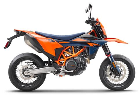 2026 KTM 690 SMC R in Topeka, Kansas