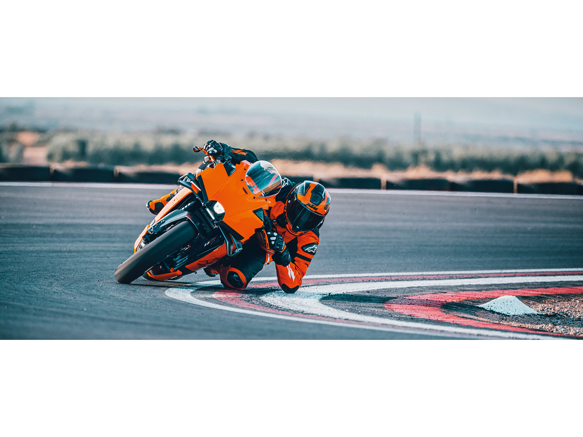 2026 KTM 990 RC R in North Mankato, Minnesota - Photo 16