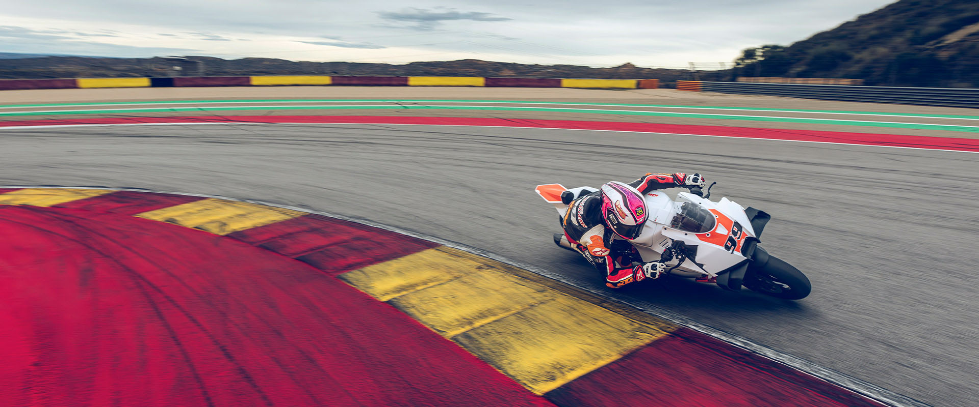 2026 KTM 990 RC R Track in Chattanooga, Tennessee - Photo 15