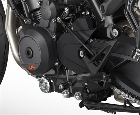2027 KTM 790 Duke in The Dalles, Oregon - Photo 9