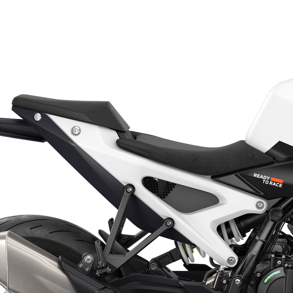 2027 KTM 990 Duke in The Dalles, Oregon - Photo 16