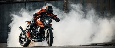 2027 KTM 990 Duke in The Dalles, Oregon - Photo 19
