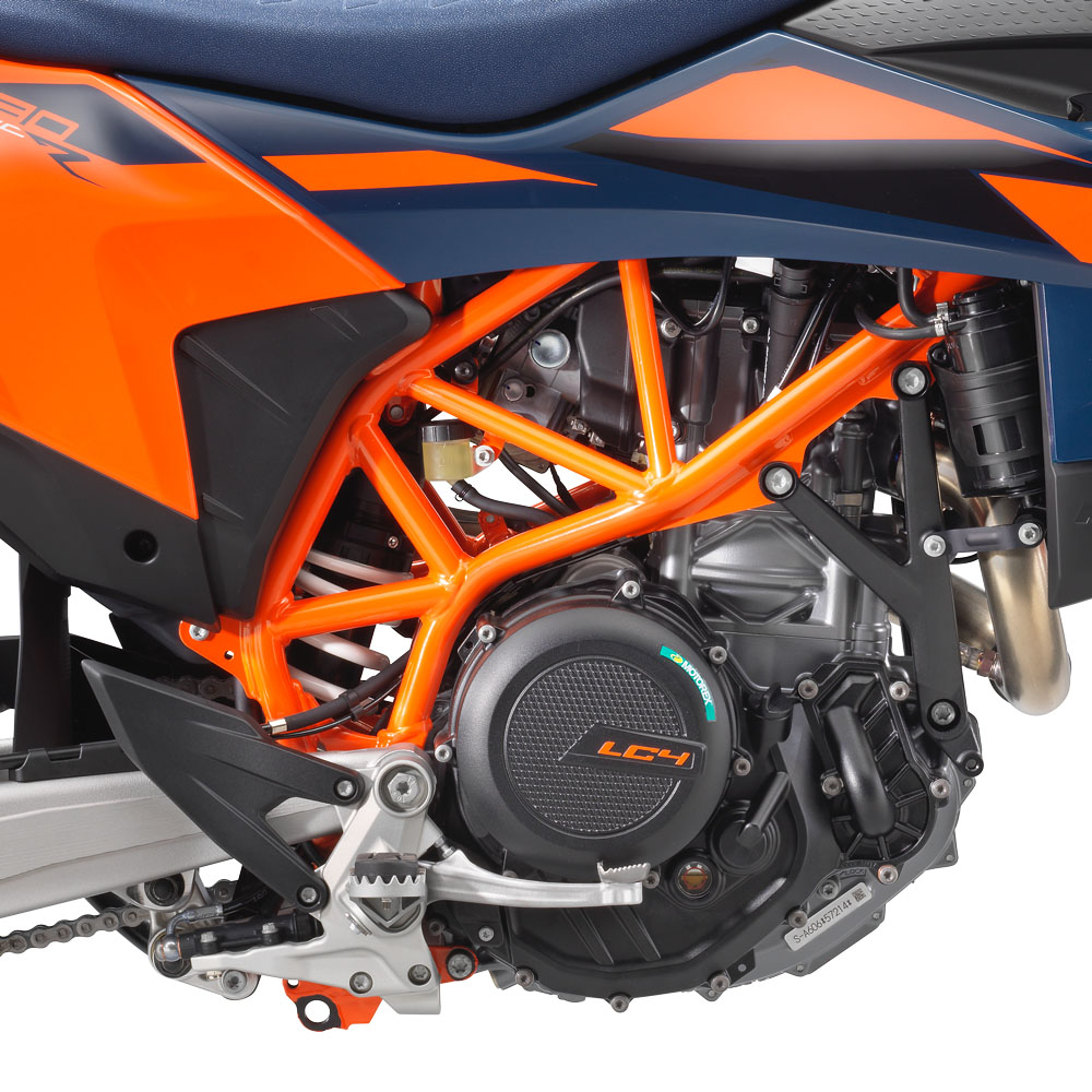 New 2027 KTM 690 SMC R, Bend OR | Specs, Price, Photos | Orange / Blue