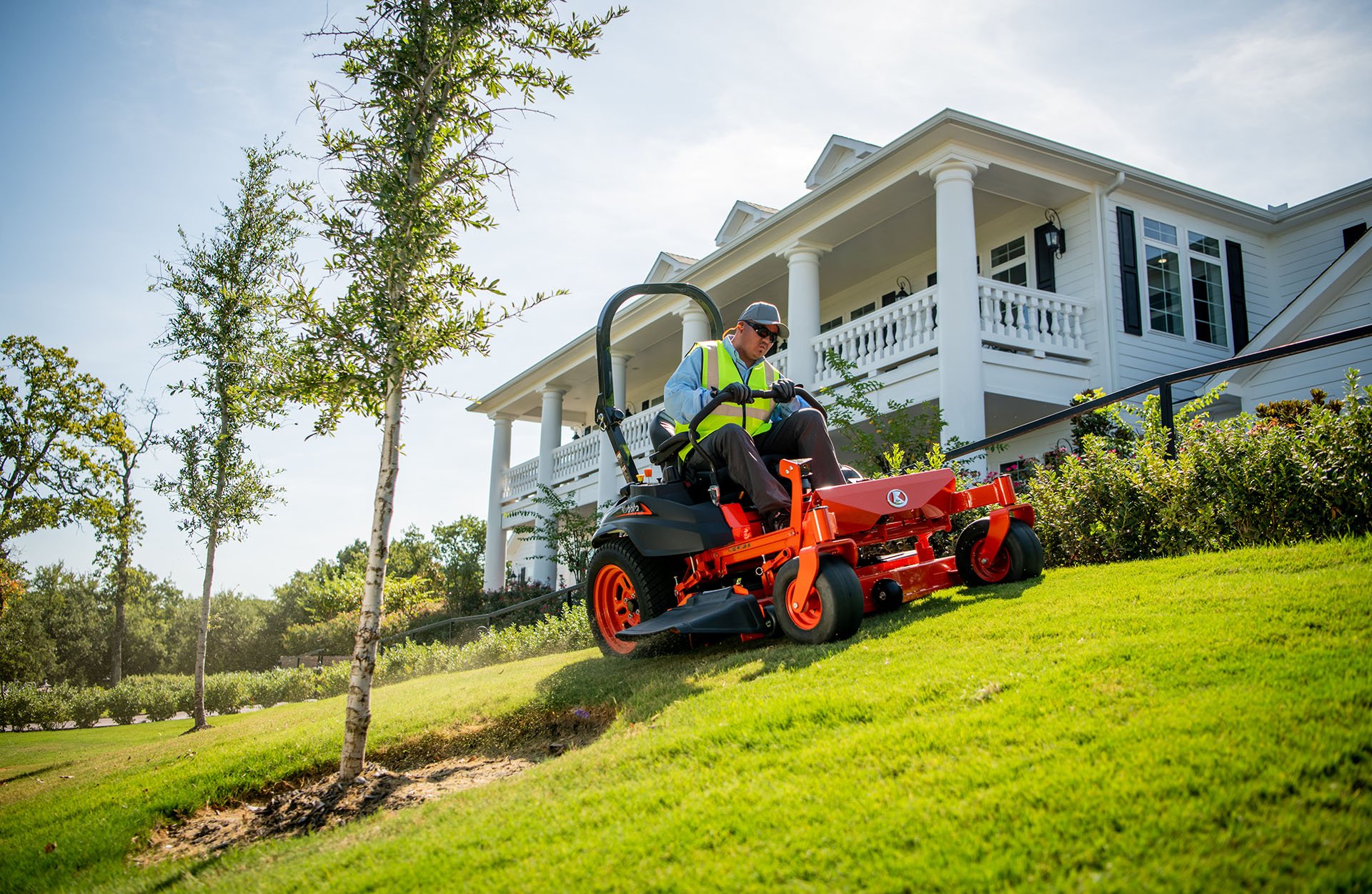 KUBO Used 2022 Kubota Z422KW 54 in. Kawasaki 24 hp | Lawn Mowers