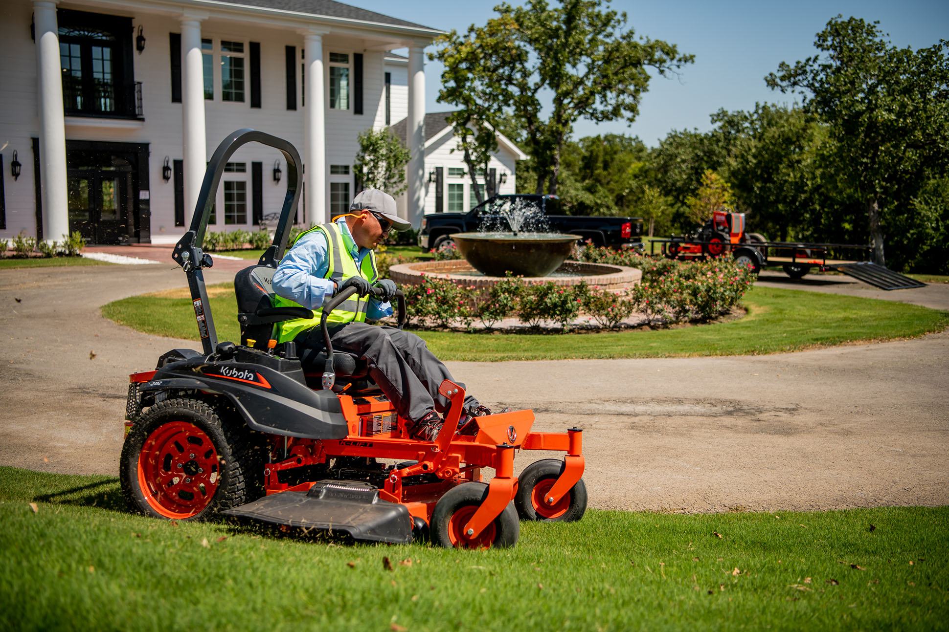 Used 2022 Kubota Z422KW 54 in. Kawasaki 24 hp | Lawn Mowers