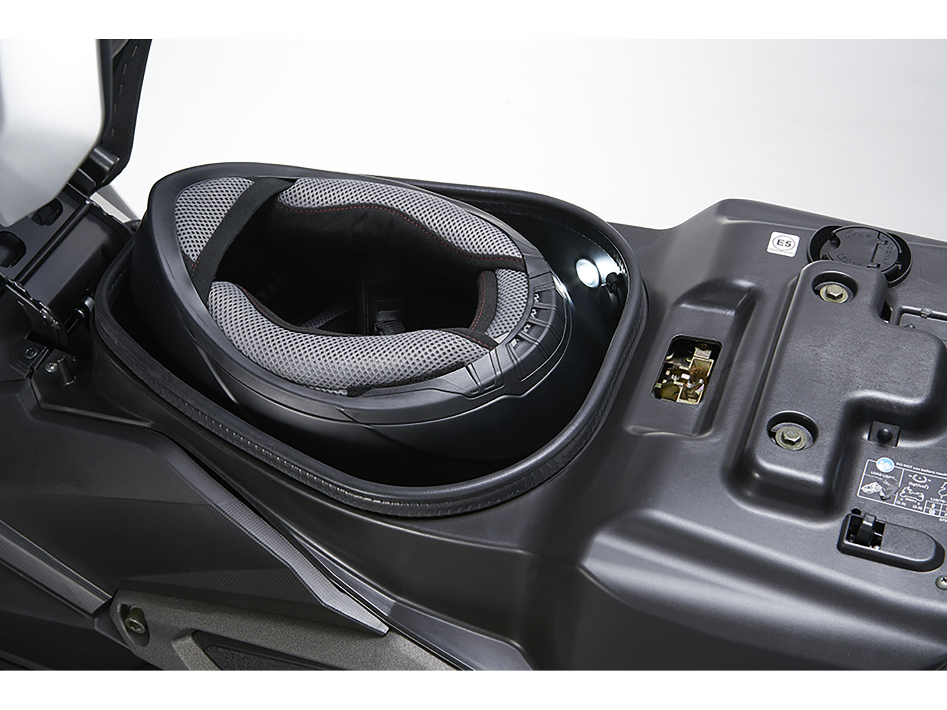 2024 Kymco CV3 in West Bridgewater, Massachusetts - Photo 10