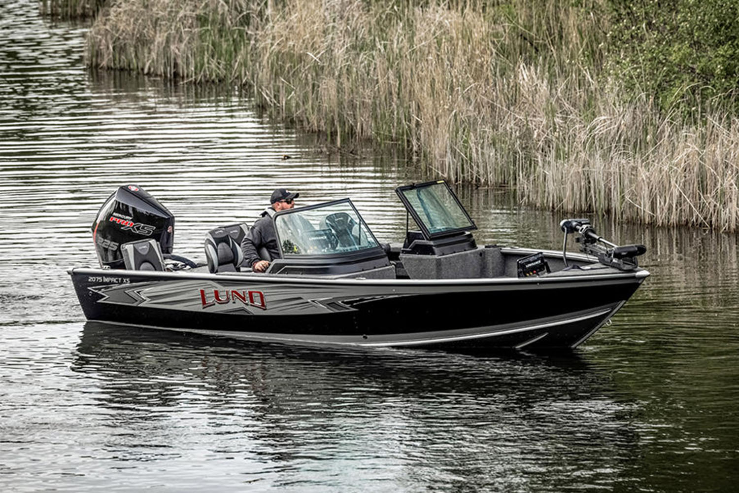 ROLAND STRASSER（ローランド　ストラッセル）、漕艇 2025 Lund 2175 Pro-V Power Boats Outboard Albert Lea Minnesota NA