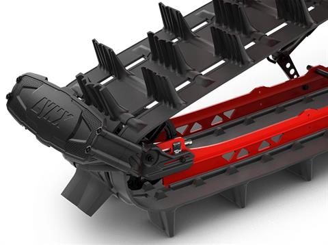 OPTIMIZED COOLING: Revolutionary snowguard - Rear axle snowguard boosts the cooling by directing the snow spray from the track directly to tunnel heat exchanger. - Photo 18