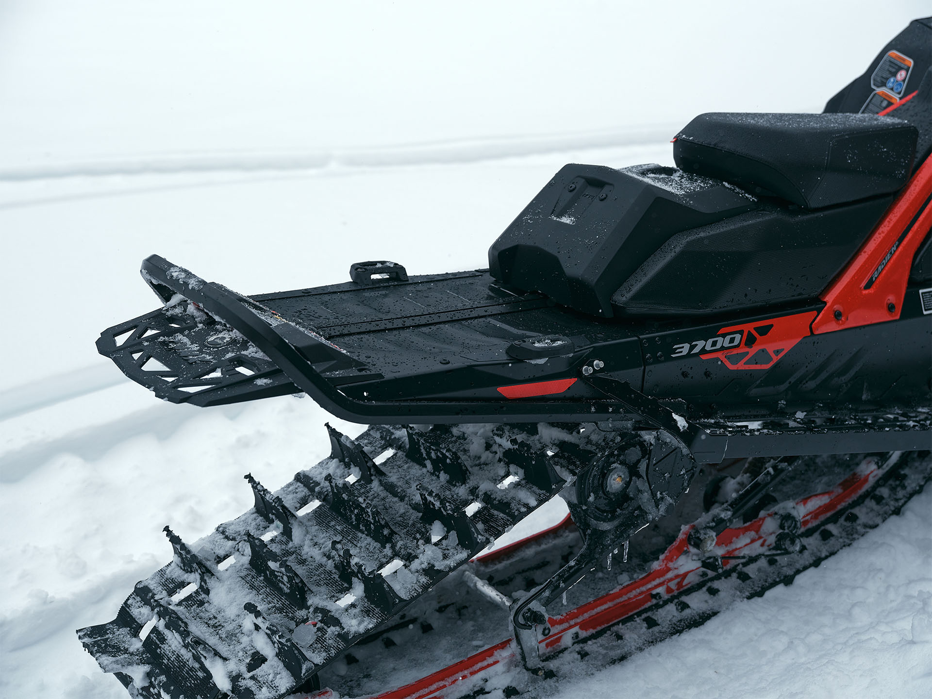 2026 LYNX Shredder RE 3700 850 E-TEC Turbo R PowderMax SHOT w/ 10.25 in. Touchscreen in Fairview, Utah - Photo 6