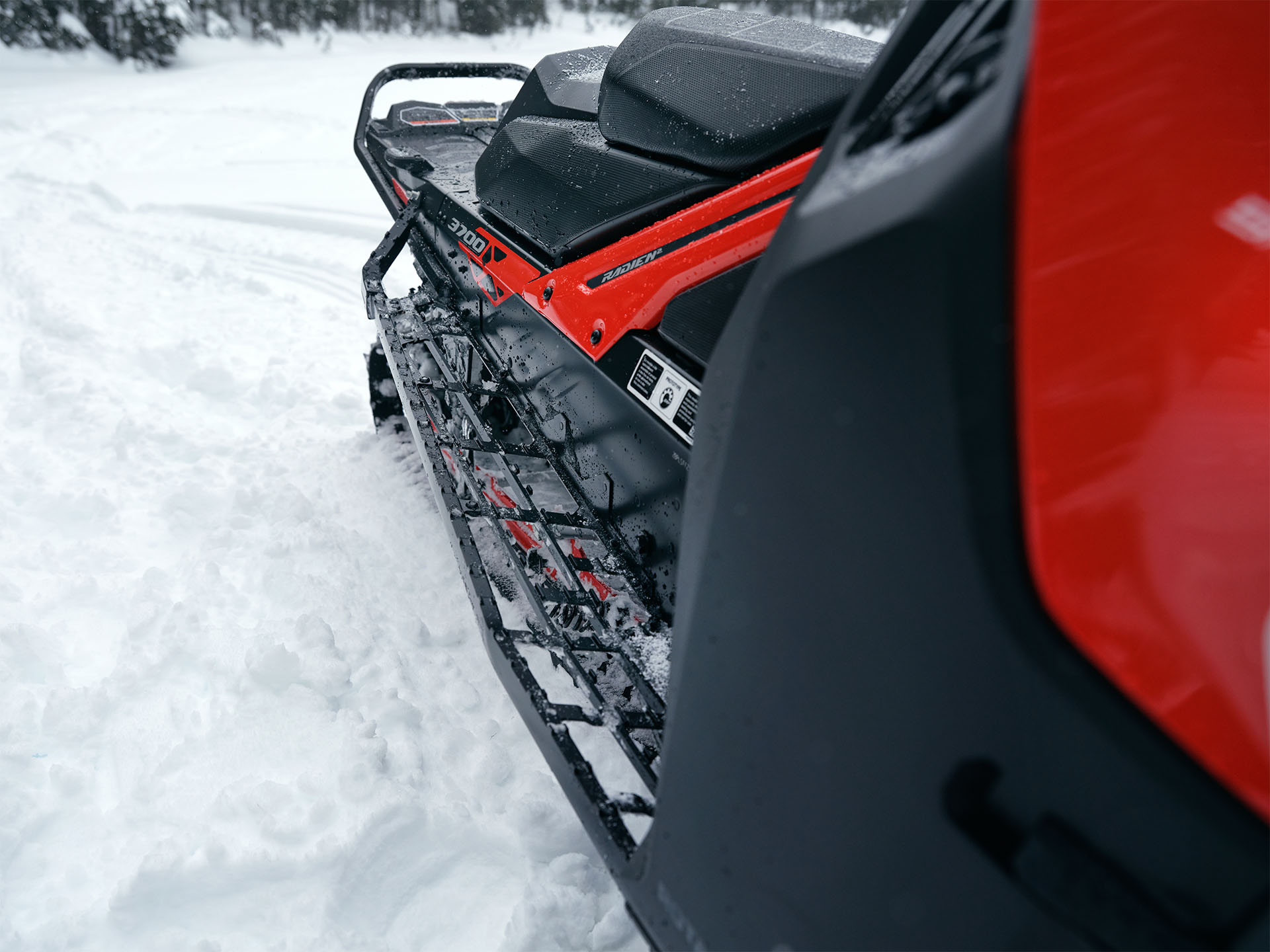 2026 LYNX Shredder RE 3700 850 E-TEC Turbo R PowderMax SHOT w/ 10.25 in. Touchscreen in Fairview, Utah - Photo 7