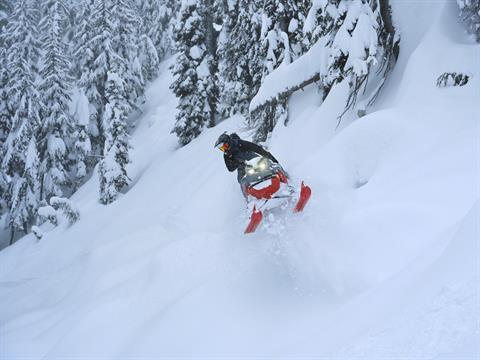 2027 LYNX Shredder DS 3900 850 E-TEC Turbo R PowderMax X-Light 3.0 SHOT w/ 10.25 in. Touchscreen in Fairview, Utah - Photo 6