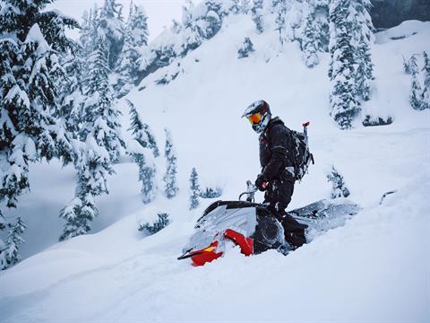 2027 LYNX Shredder RE 3700 850 E-TEC Turbo R PowderMax X-Light 3.0 SHOT w/ 10.25 in. Touchscreen in Fairview, Utah - Photo 17