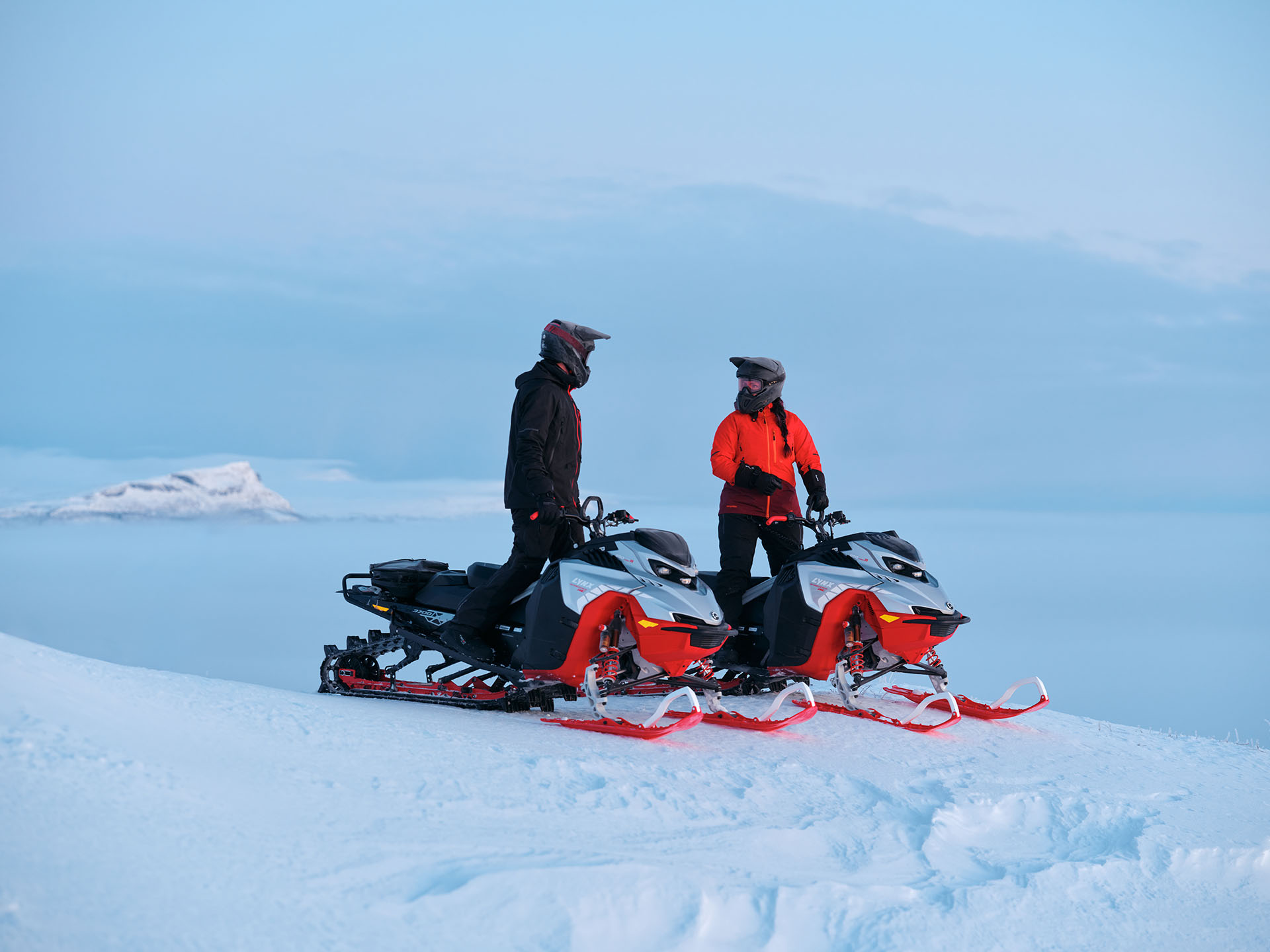 2027 LYNX Shredder RE 3900 850 E-TEC Turbo R PowderMax X-Light 3.0 SHOT w/ 10.25 in. Touchscreen in Fairview, Utah - Photo 6