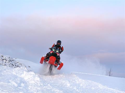 2027 LYNX Rave RE 600RR E-TEC M.S. / E.S. in Stratford, Wisconsin - Photo 6