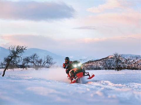 2027 LYNX Rave RE 600RR E-TEC M.S. / E.S. in Stratford, Wisconsin - Photo 10