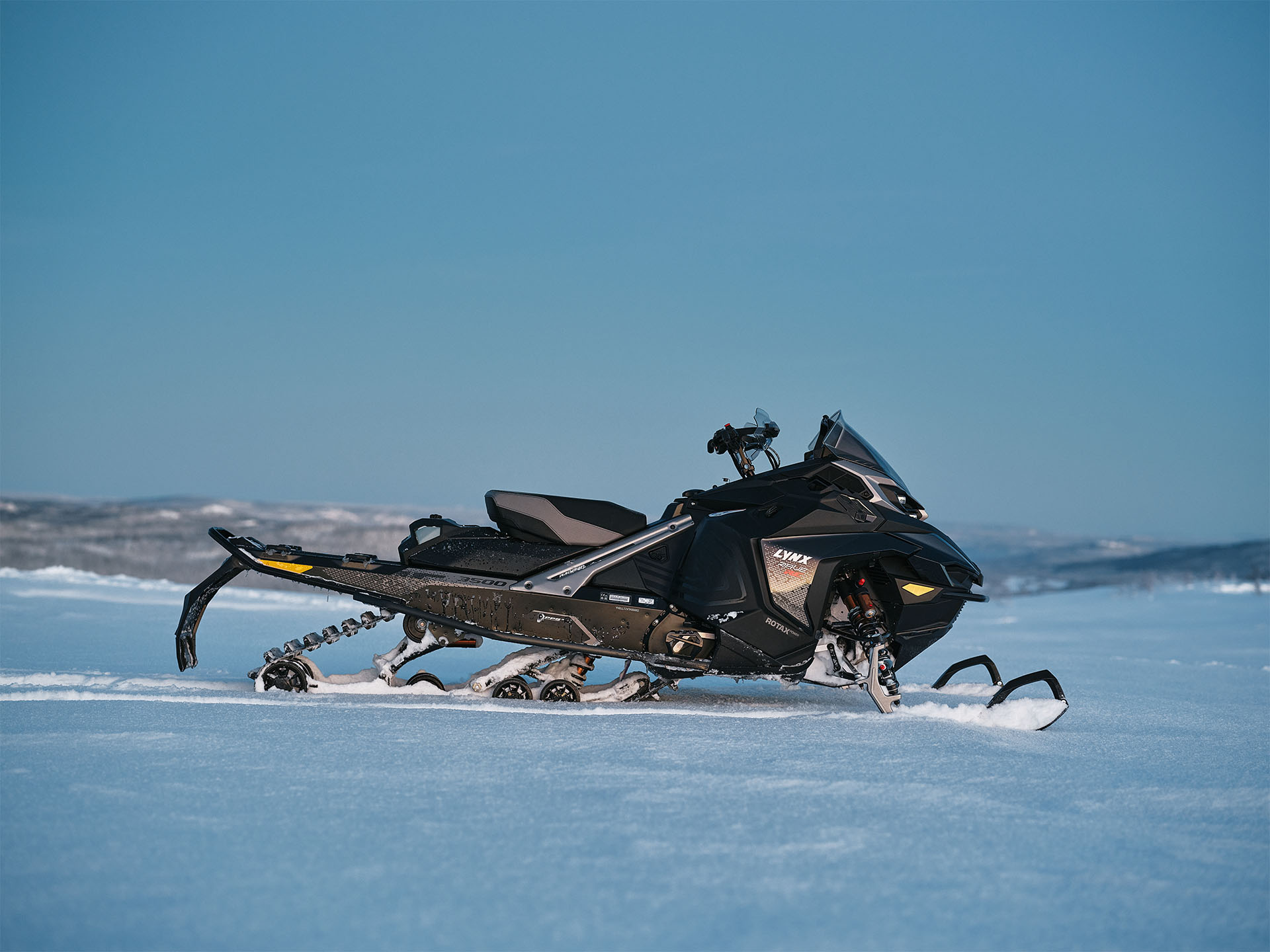 2026 LYNX Rave RE 850 E-TEC Turbo R w/ WIS Ice Ripper XT 1.5 SHOT w/ 10.25 in. Touchscreen in Fairview, Utah - Photo 9