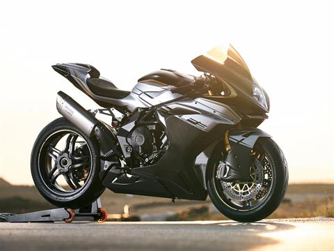 2025 MV Agusta F3 Competizione in Mesa, Arizona - Photo 16