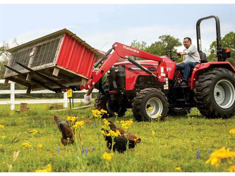 2024 Mahindra Pallet Forks 4000 in Santa Maria, California - Photo 2