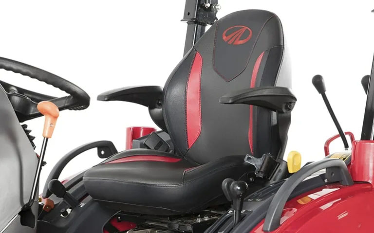 2026 Mahindra 1626 Shuttle in Santa Maria, California - Photo 4