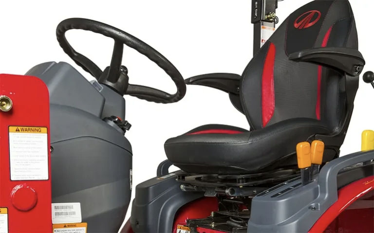 2026 Mahindra eMax 20S HST in Santa Maria, California - Photo 4