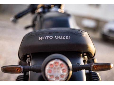 2024 Moto Guzzi V7 Stone in Fort Myers, Florida - Photo 20