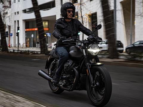 2024 Moto Guzzi V7 Stone in Fort Myers, Florida - Photo 26