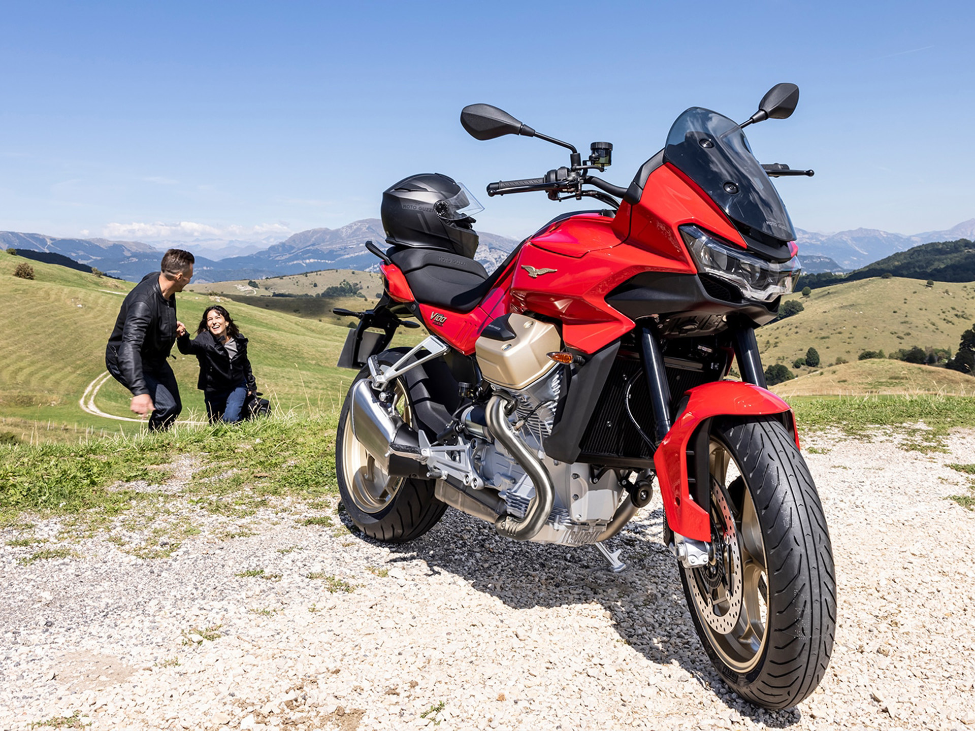 2024 Moto Guzzi V100 Mandello in Fort Myers, Florida - Photo 20